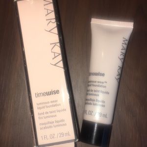 Mary Kay luminous wear liquid foundation Bronze 4